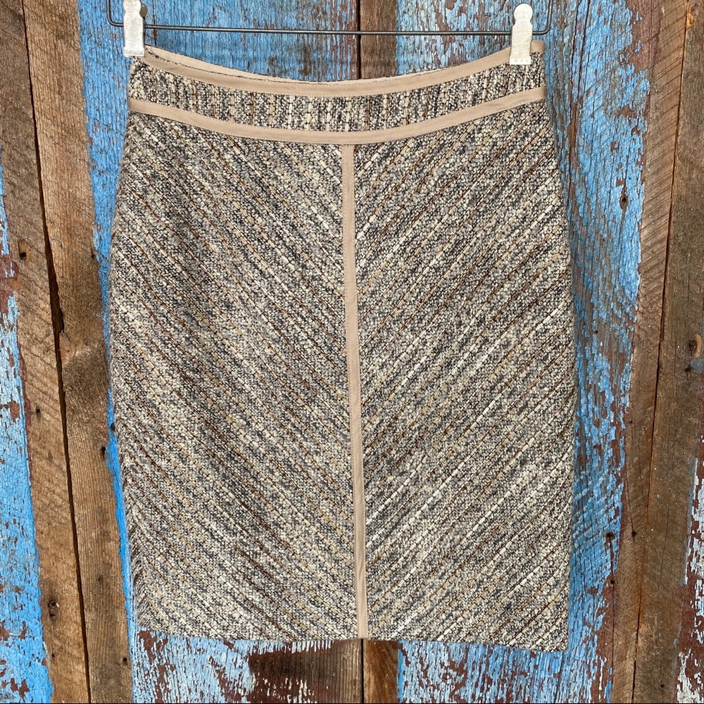 White House Black Market Gray Tweed Mini Skirt